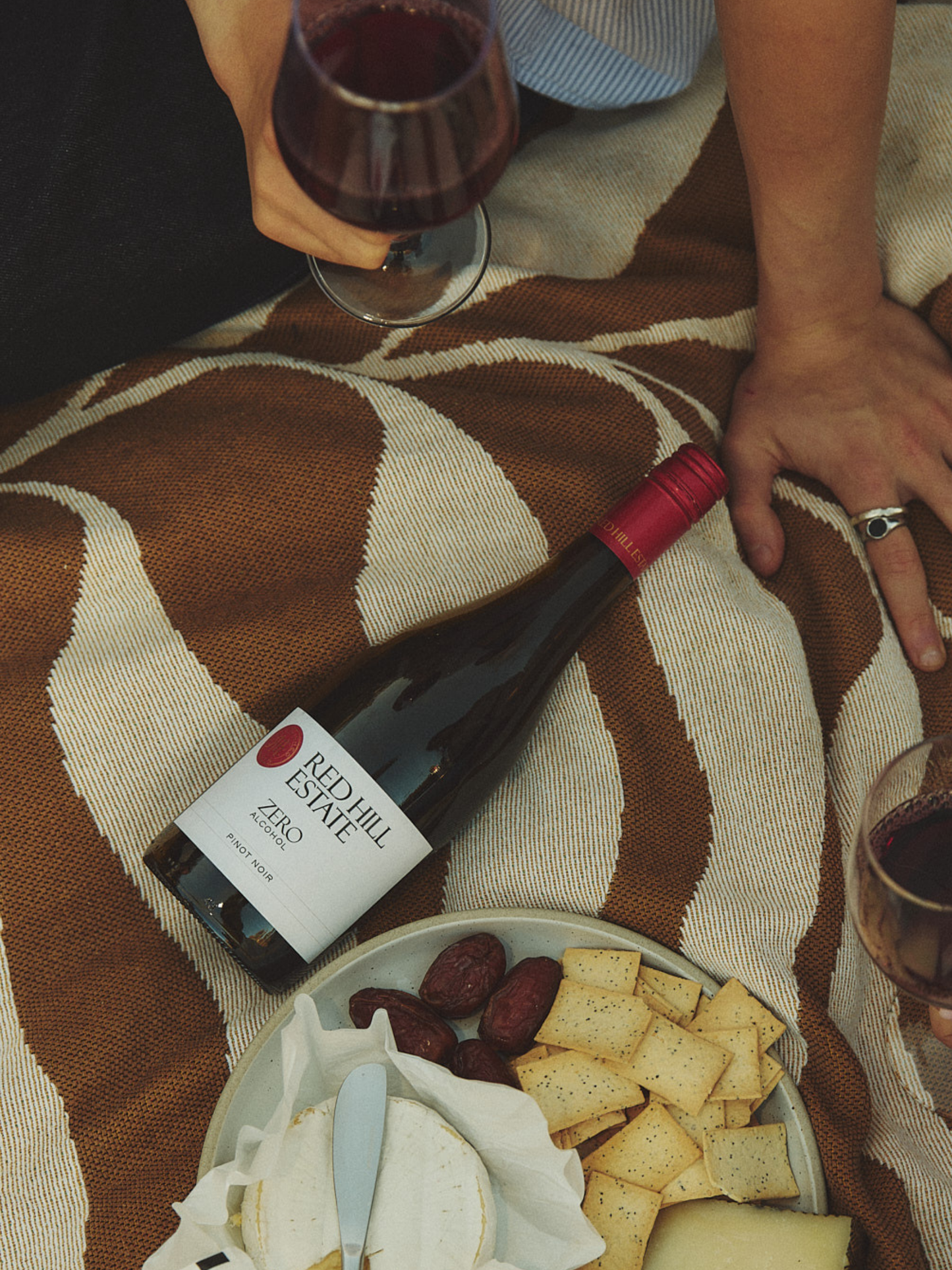 Zero-Alcohol Pinot Noir